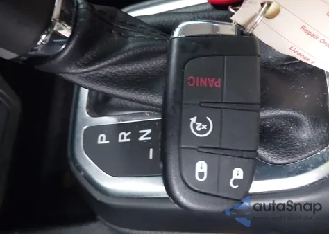 2018 Jeep Renegade Latitude Fwd из США, поврежденный, VIN ZACCJABB6JPH29338